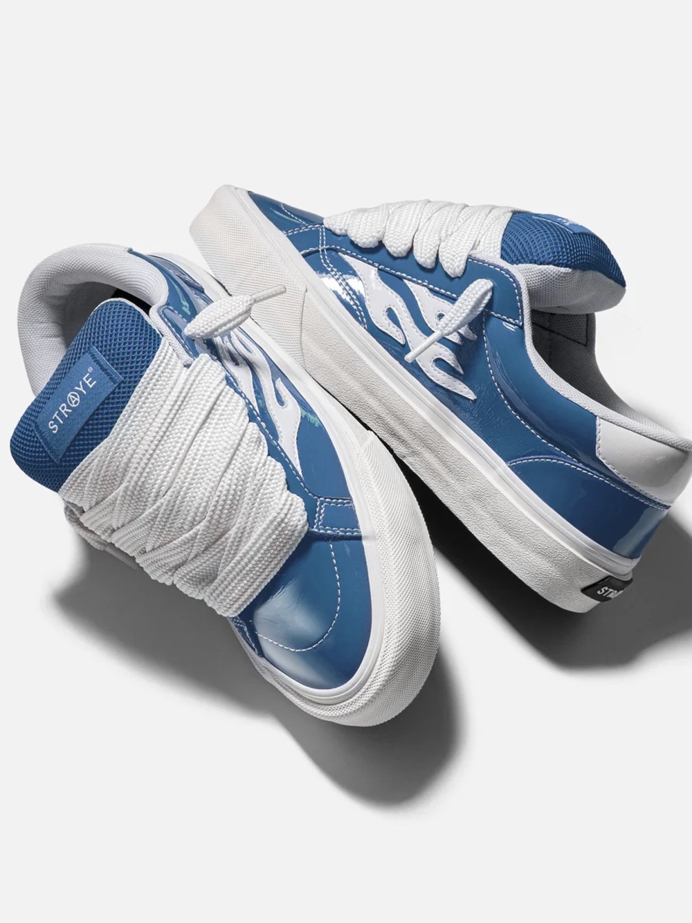 STRAYE Logan Puff - Glossy Blue Sneakers